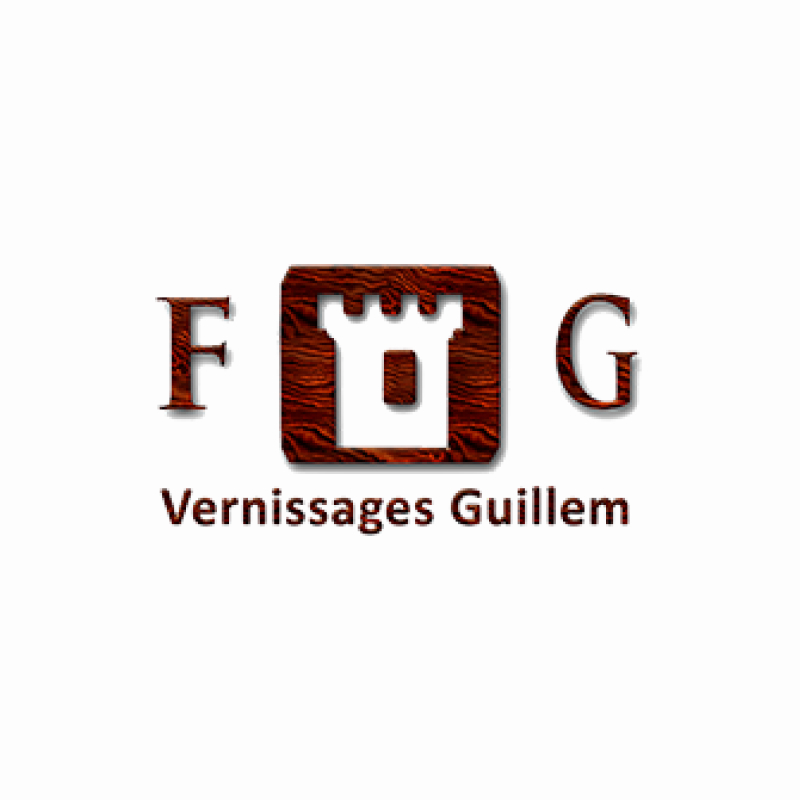 Pose de lasure hydro effet naturel pour boiseries exterieures dans un hotel de Saint Tropez près de Toulon